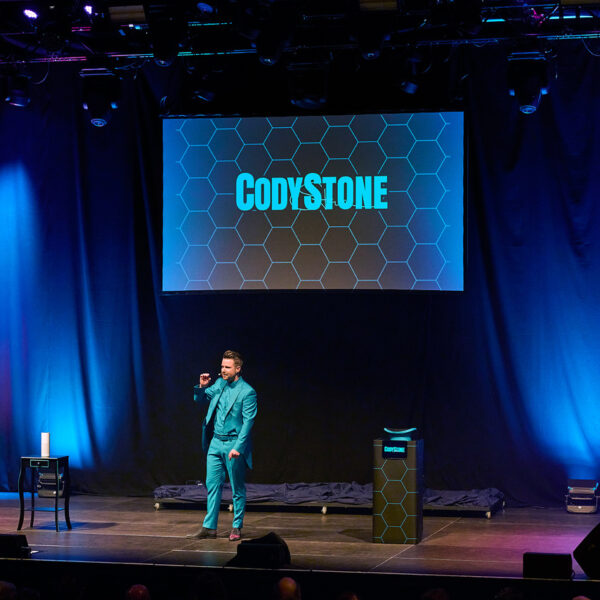 Cody-Stone-Hannover-digitale-Zaubershow